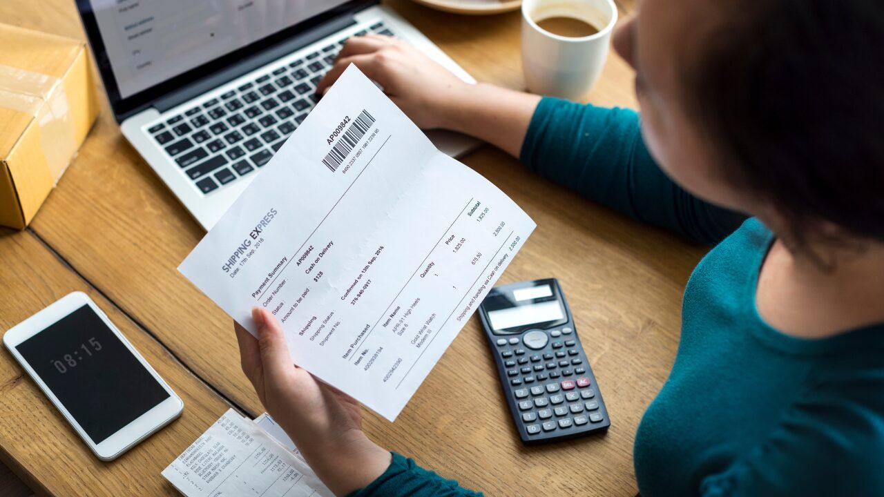 Como calcular a folha de pagamento